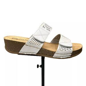 White Mountain Women’s Wedge Leather Sandals Size‎ 8.5 White Adjustable Straps